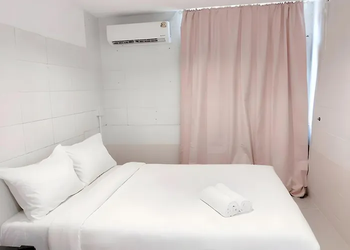 Mitr Sukhumvit 2 - Bts นานา มิตร สุขุมวิท 2 曼谷